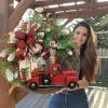 1pc, Christmas Wreath Red Truck Decoration, Large Door Front Wreath, Door Hanging, Christmas Decorations, Home Decoration Wreath, Christmas Decor Supp